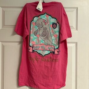 New with tags Simply Southern short sleeve Tshirt